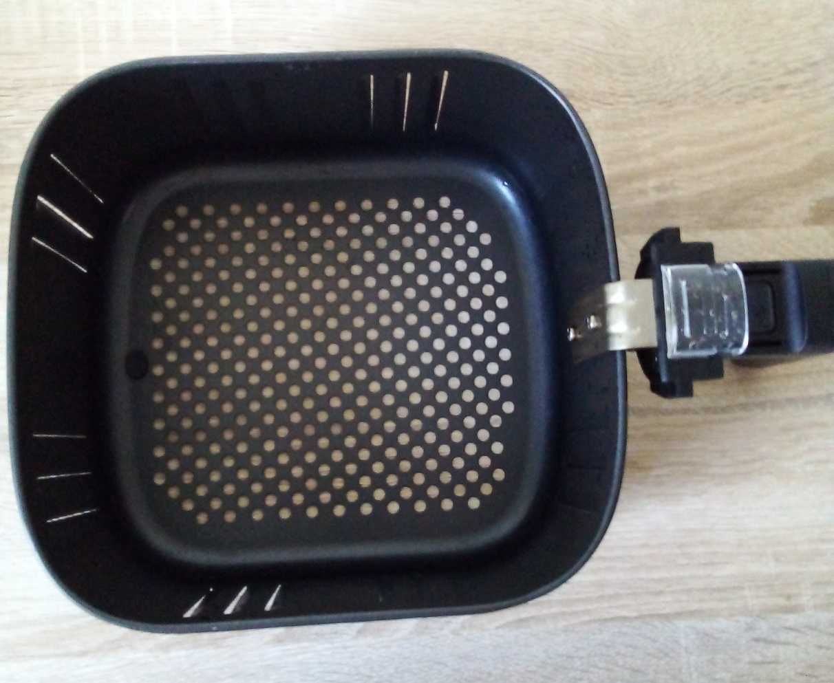 Air Fryer Gorenje AF1700 DB 5L уред за готвене без мазнина