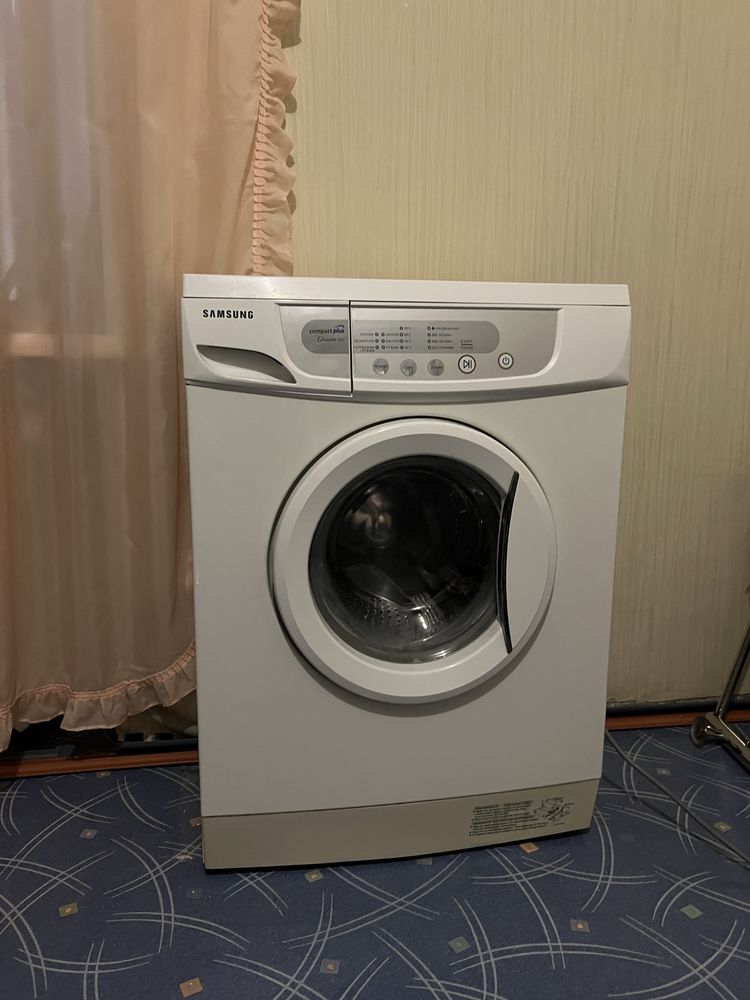 Продам стиральную машинку