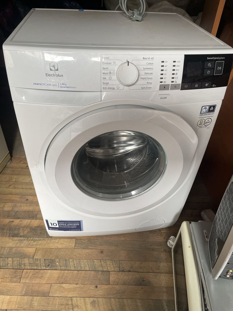 Vand masina de spalat  de 8 kg