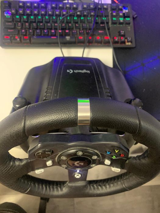Volan Logitech G29