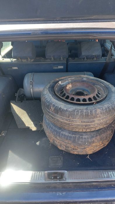 Mercedes e200 на части