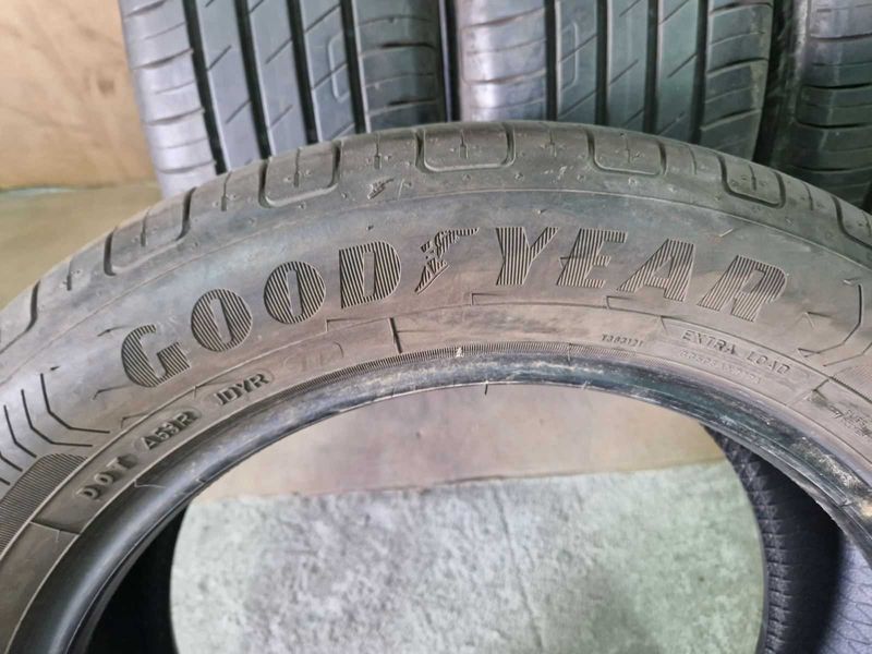 4 Goodyear R17 215/55
летни гуми DOT4720
