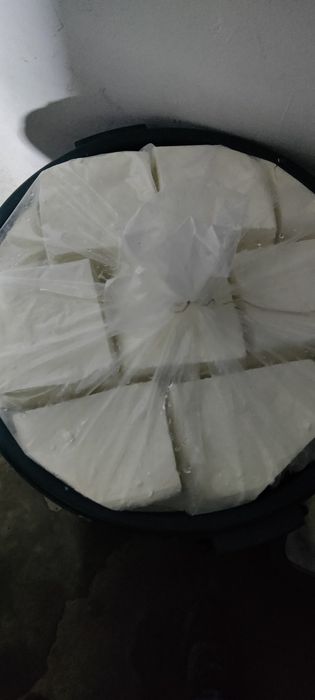 Vând telemea de oaie bio