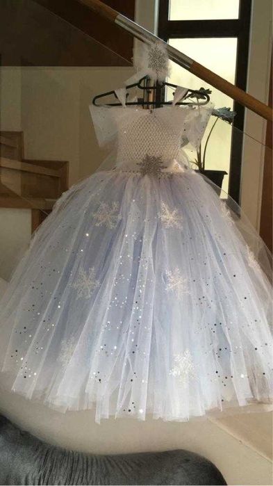 Rochita TUTU alba Craiasa Iernii Craiasa Zapezii Regiuna Ghietii