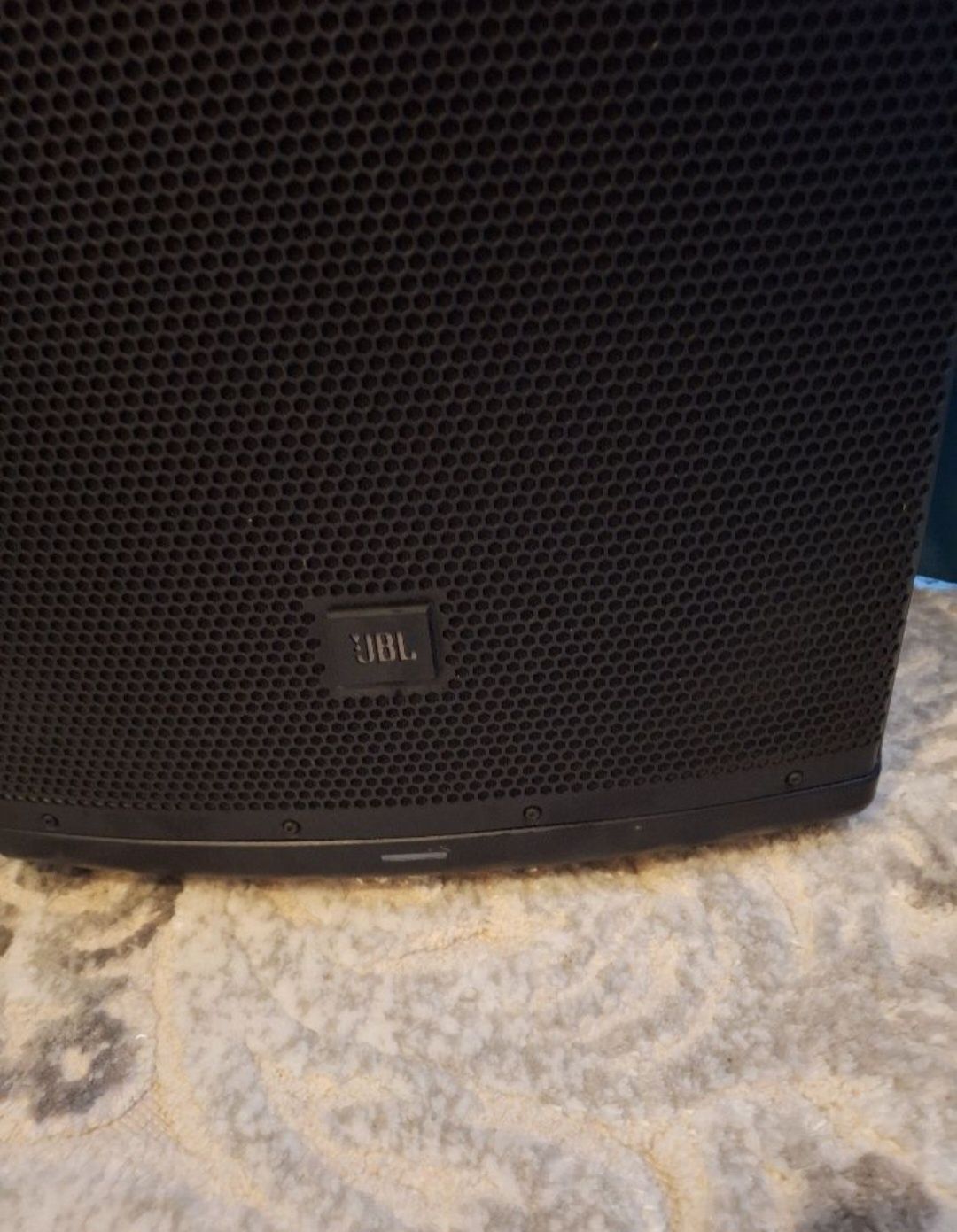 Vând sau schimb Jbl eon 615