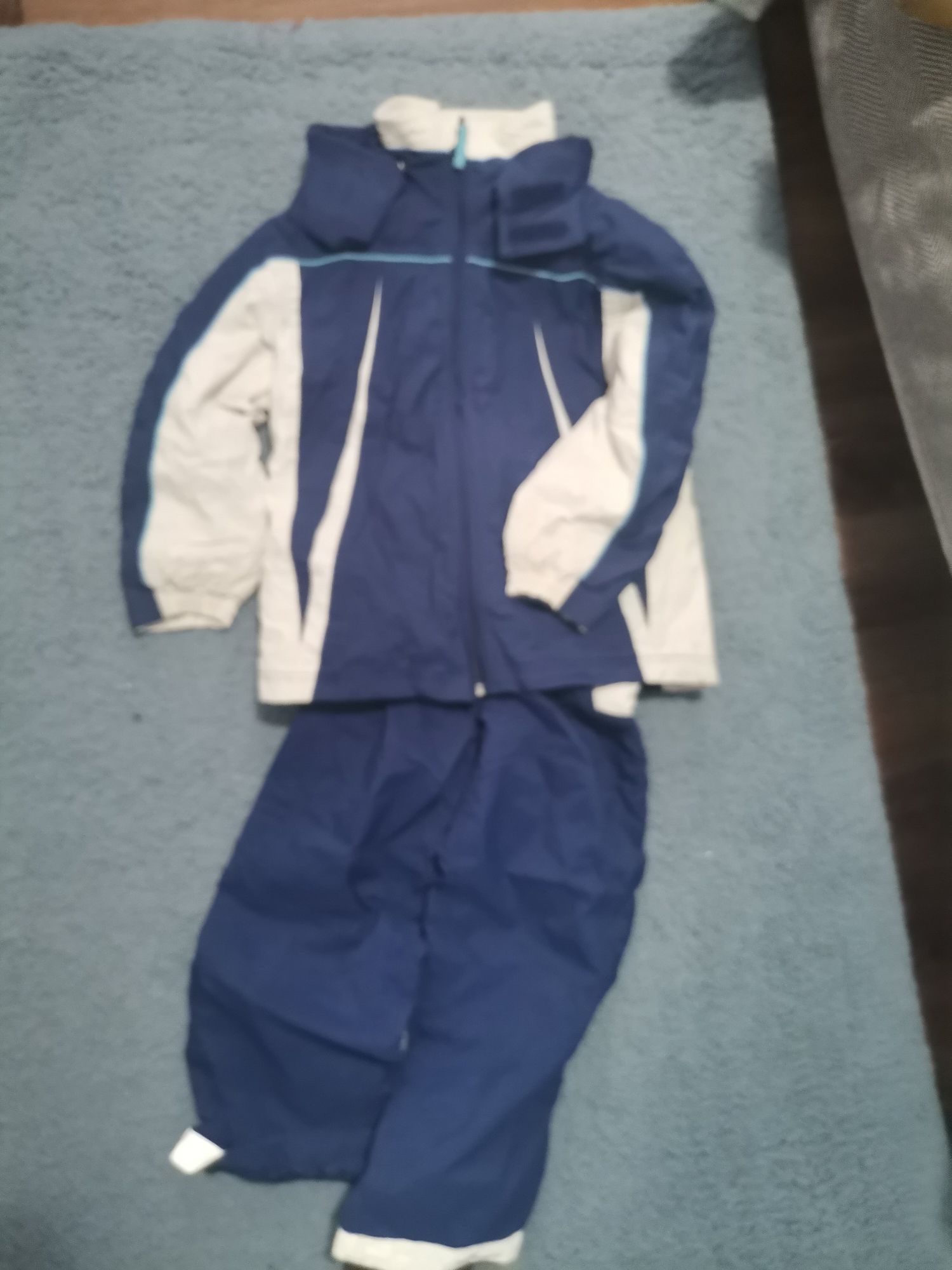 Costum de ski 128cm