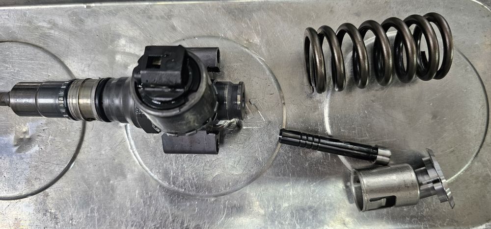 Injectoare Pd 170 cp Volkswagen reconditionate

Reparatii injectoare 1