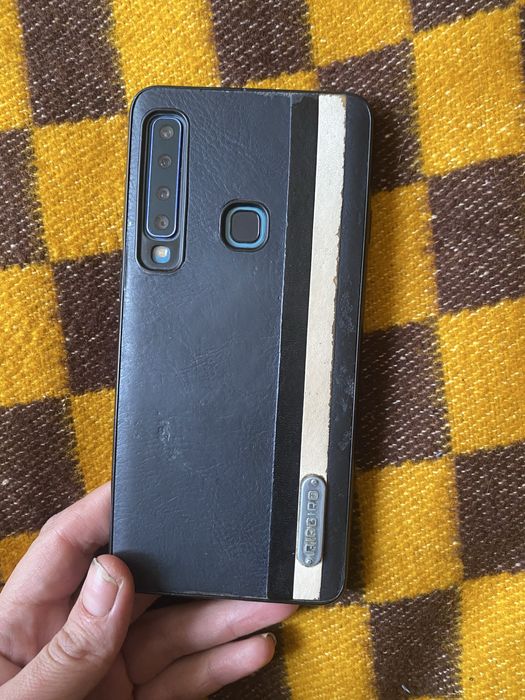 Samsung A9 2018 года, память 128