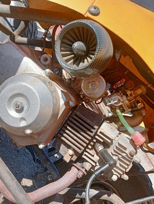 Vând sau schimb atv semiautomat 125