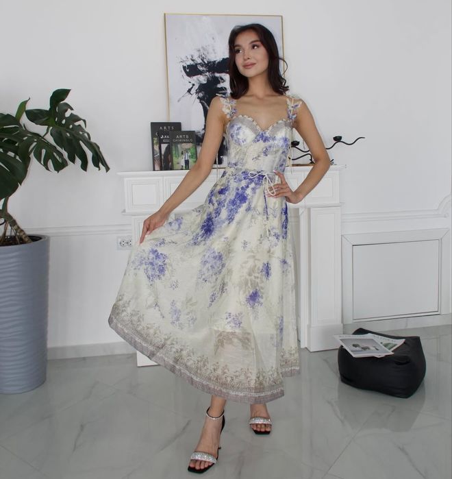 Стильные вечерние платья