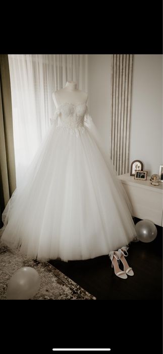Rochie de mireasa Vladyan - probare in Oradea