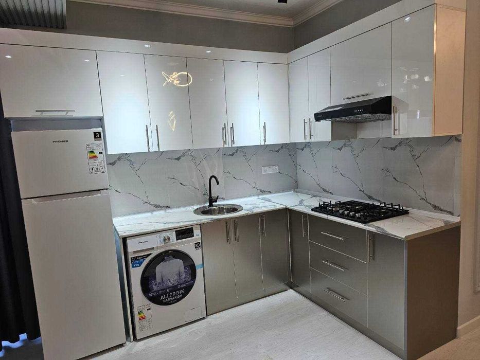 Сдается 2х  комнатная квартира на 7 этаже Ориентир Голубой экран