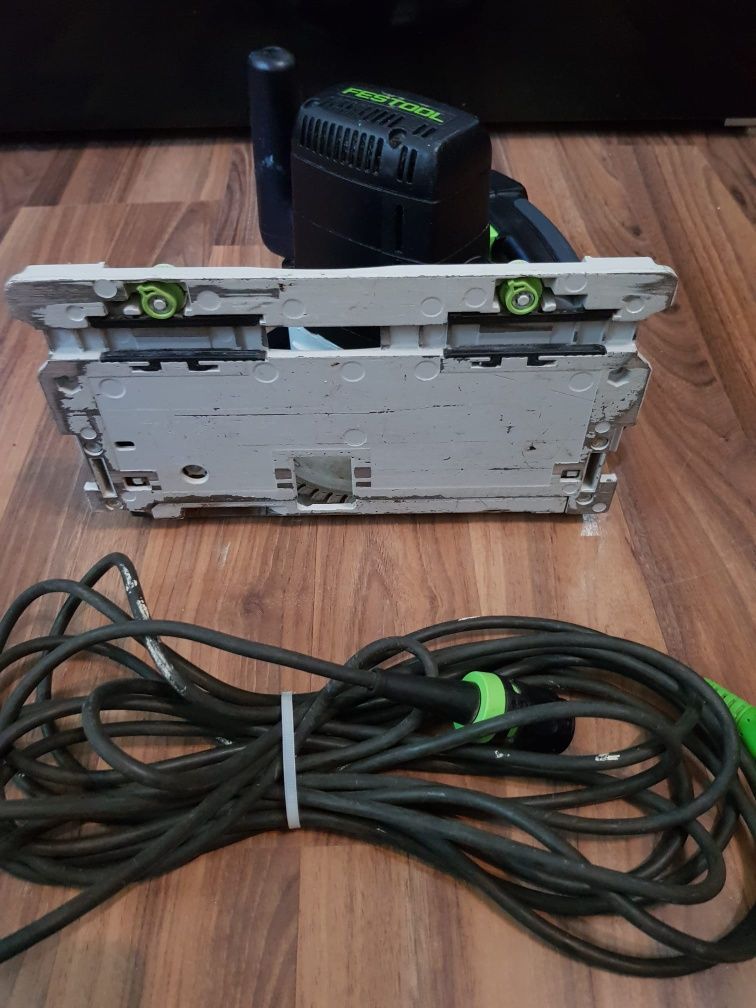 Festool TS 55 REBQ,circular cu plonjare și variator de turație.
