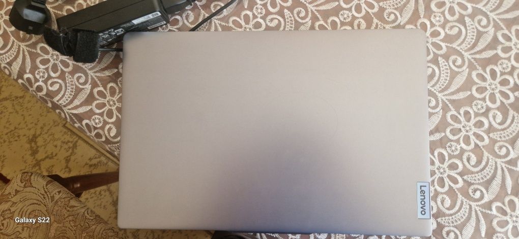Lenovo laptop 12th Gen Intel(R) Core(TM) i5-12450H