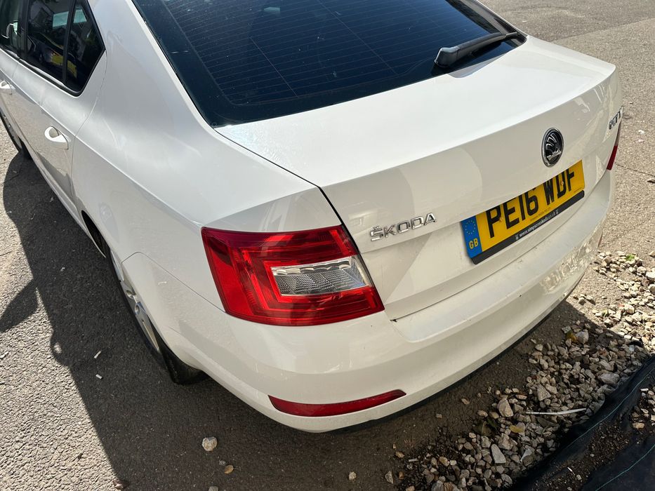 Skoda Octavia 3 2016 2.0tdi 150cp  Euro 6 adusă recent volan dreapta