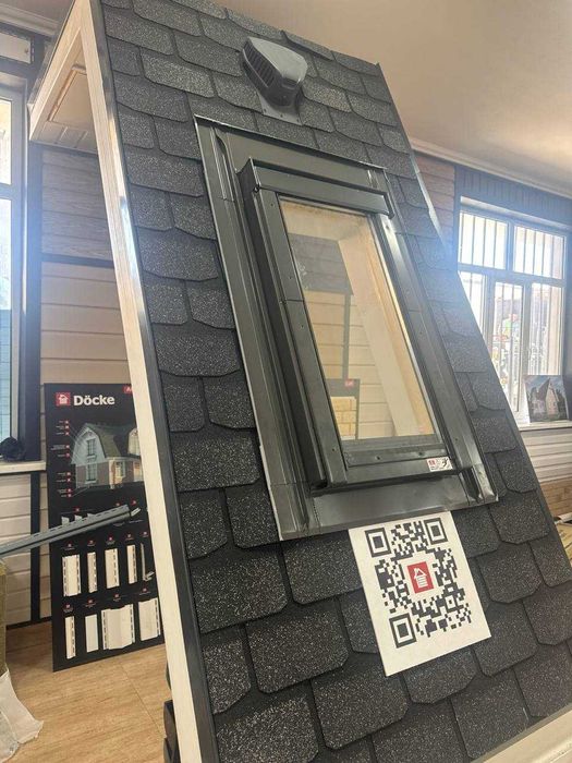 Fakro Мансардное окно FAKRO FTP-V (CH) с вентклапаном 78*118