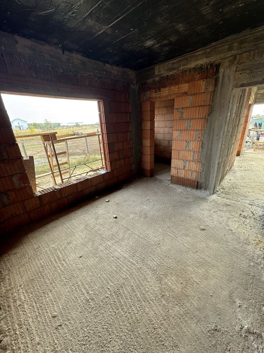 Casă nouă, tip parter, în Brănești