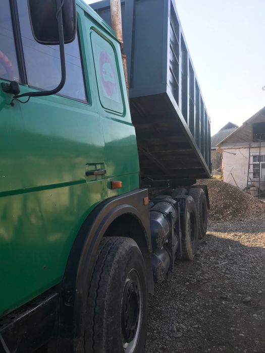 МАЗ самосвал йили 2006