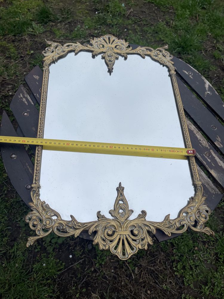 Oglindă vintage din bronz
