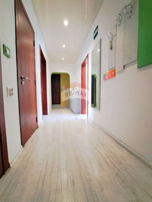 Продава се Четиристаен апартамент в Варна, Завод Дружба - 92 кв.м за 2816 €/кв.м - Снимка #12