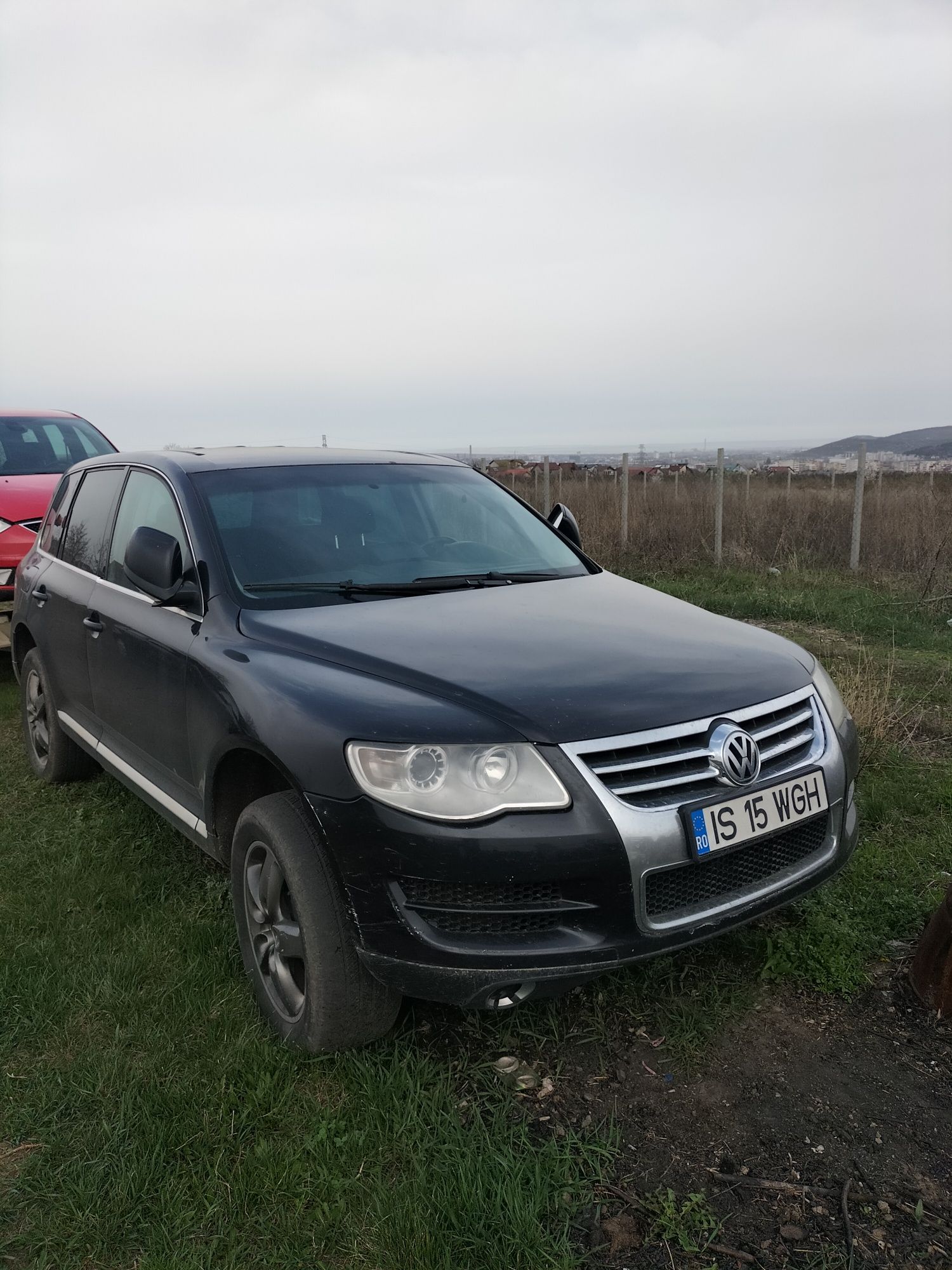 55OO€ VÂNZARE URGENTĂ!!!Touareg 3.0d FL 2010 manual 6+1, pe ARCURI!!!