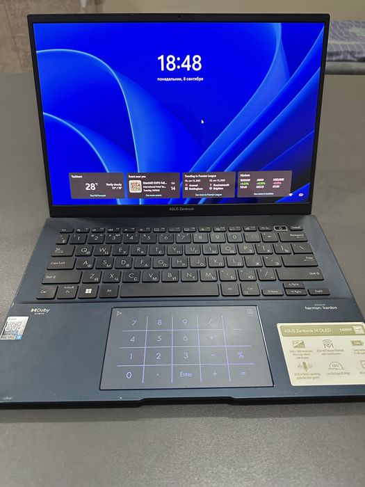 ASUS Zenbook 14 OLED