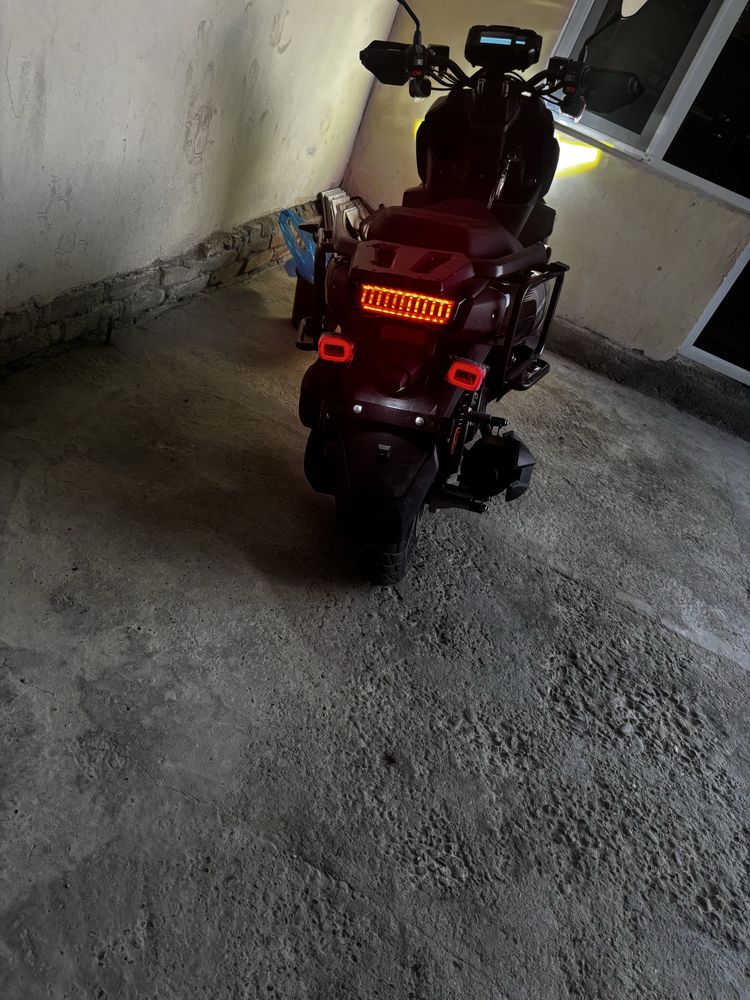 Mototsikl sotiladi