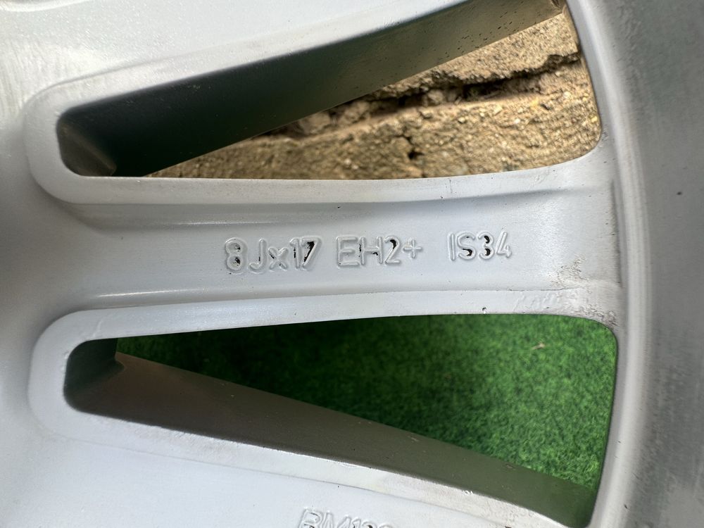 4 броя Джанти БМВ BMW Style 284 17 цола за e90 e91 F30 F31 e87 e46 e36