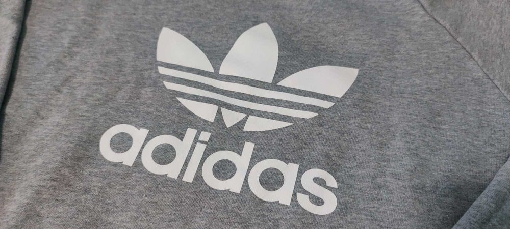 Adidas Сив Пуловер XL Адидас
