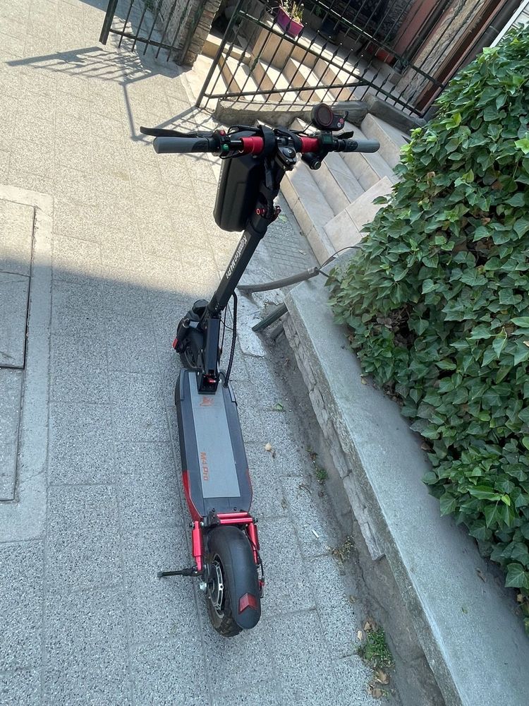 Електрическа тротинетка KUGOO KIRIN M4 Pro