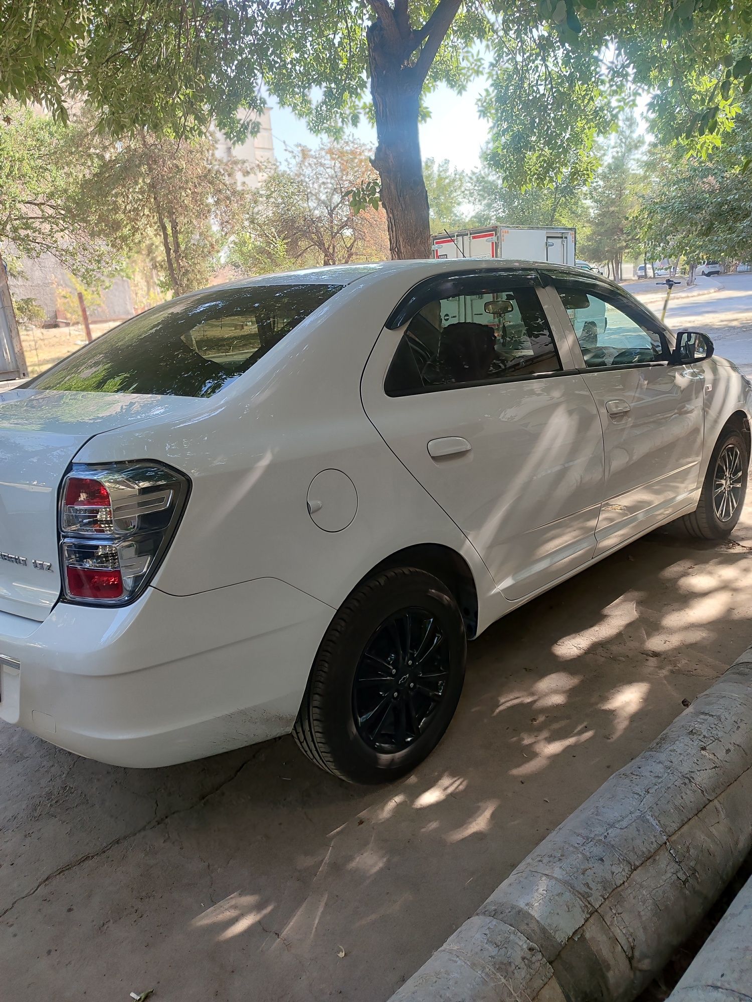 Mashina Cobalt ideal holat