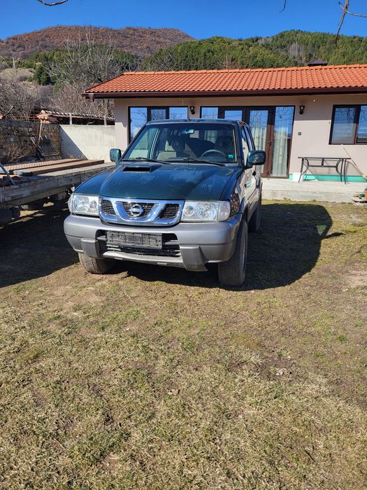 Нисан Терано 3.0тди  ръчни скорости .САМО НА ЧАСТИ