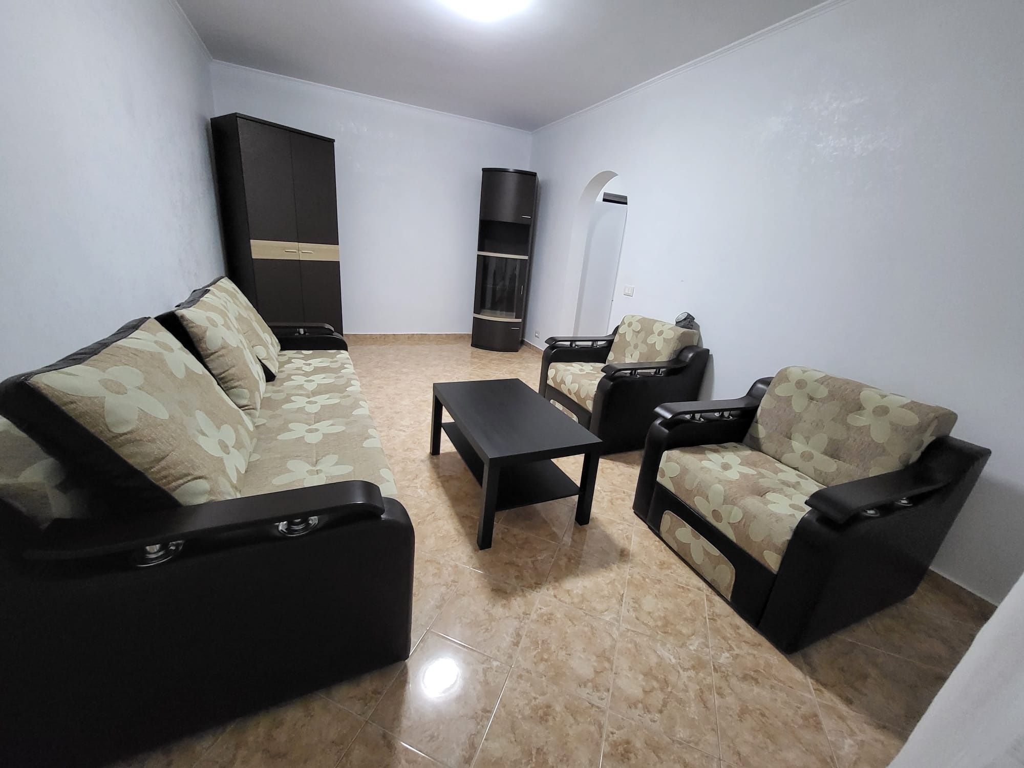Chirie apartament 2 camere