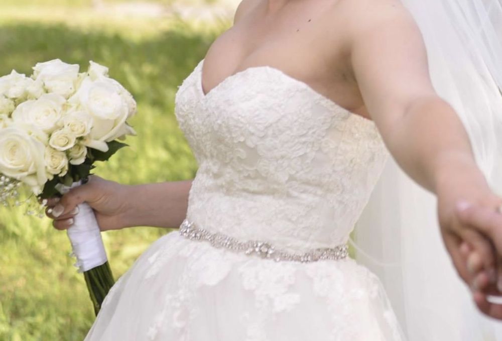 Vând rochie mireasa Natalia Vasiliev marimea S-M