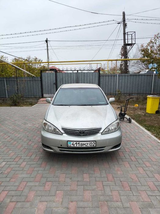 Тойота камри 2003 г.