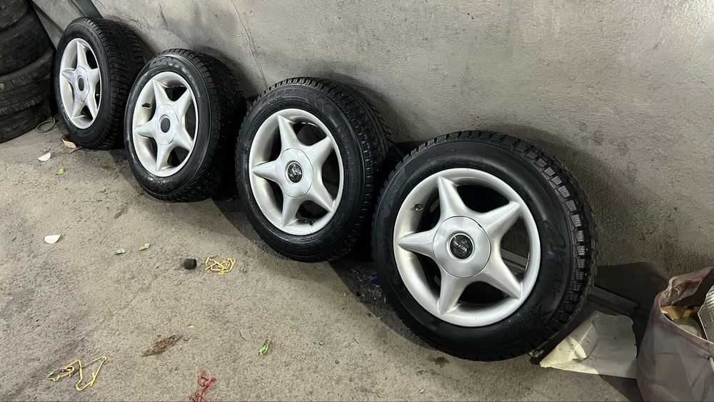 Продам Комплект дисков на зимней резине 4\100