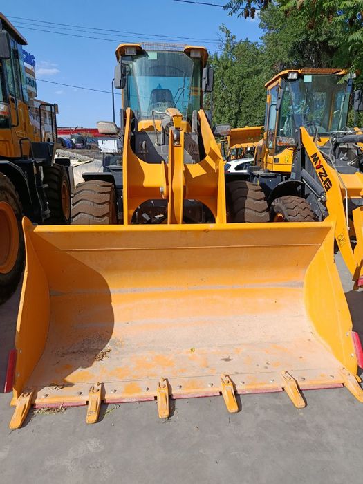 Turli xil pagruzchik va Ekskavatorlar toʻplami