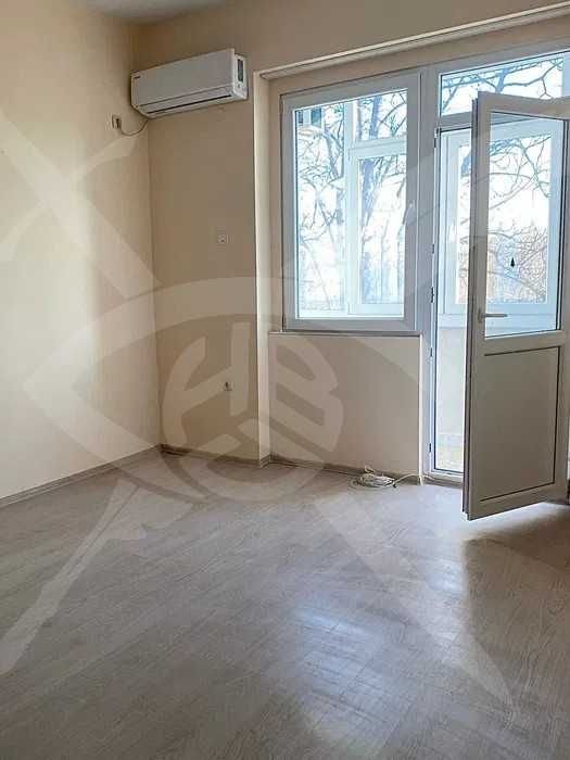 Продава се Двустаен апартамент в Пловдив, Кършияка - 43 кв.м за 3024 €/кв.м - Снимка #4