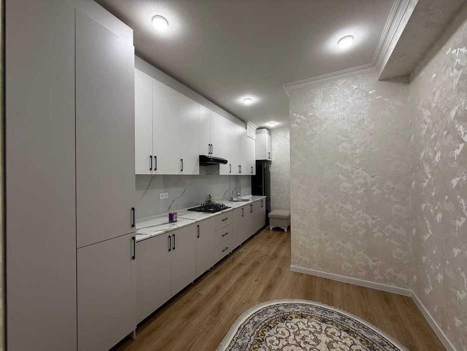 3х комнатная квартира на 7 этаже 78кв/м, в Самарканде