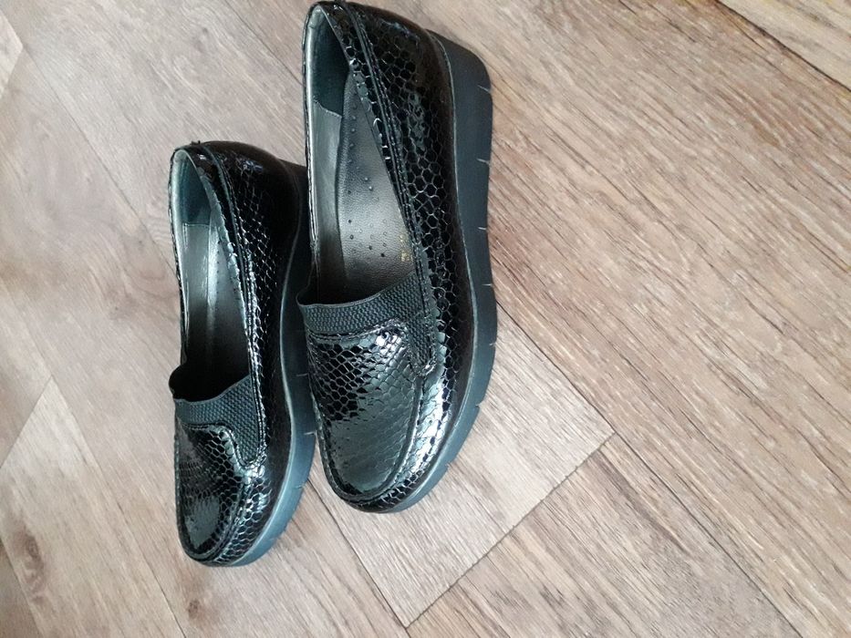 Продам недорого