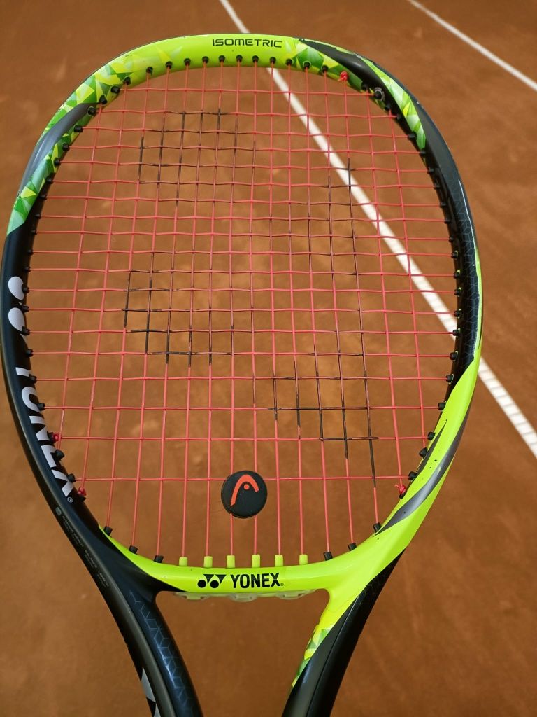 Racheta tenis Babolat și Yonnex