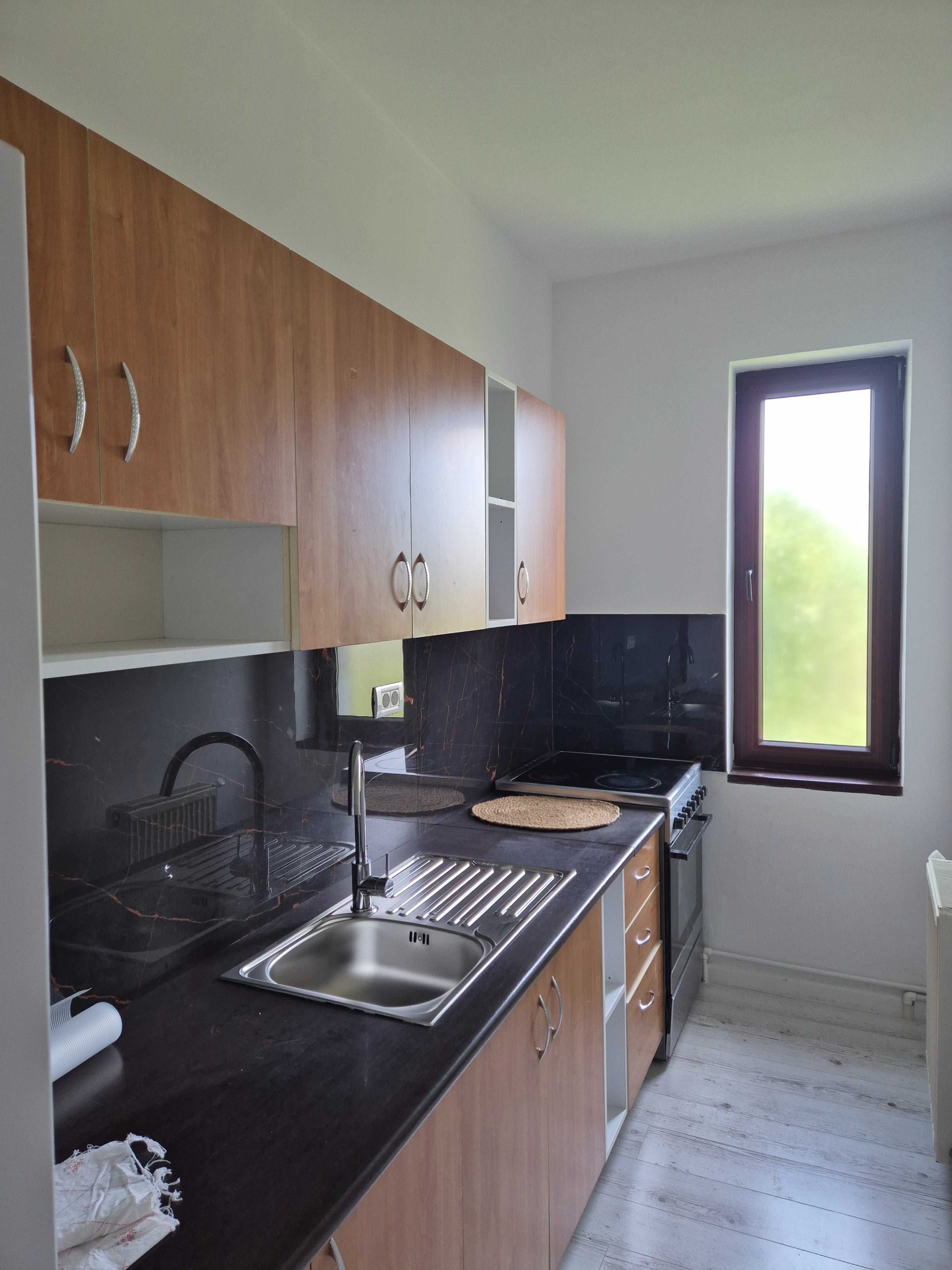 3 Camere in Bragadiru, Curte, Parcare, Incalzire Inclusa in Pret