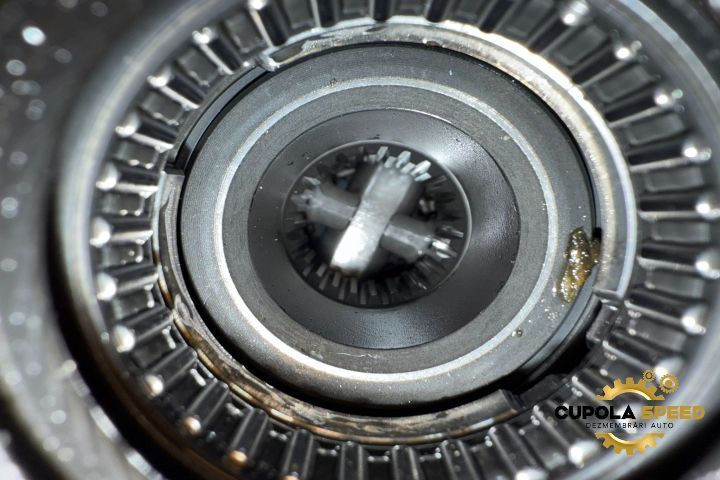 Grup fata / Diferential fata 2.0CDI 4Matic a2053350201 a2053310900 Me