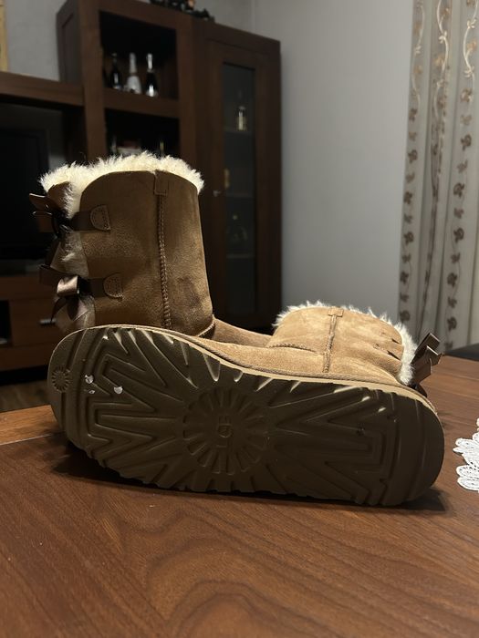 Ugg Bailey Bows II