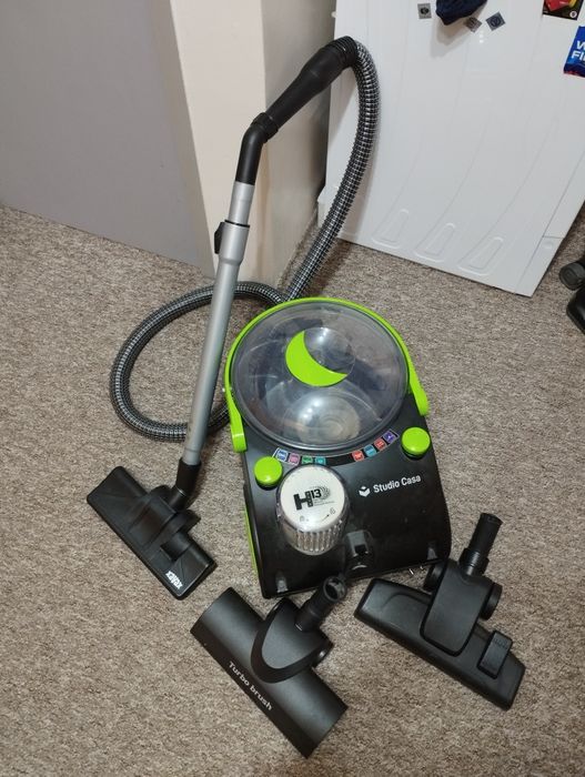 Aspirator Studio casa cu apa