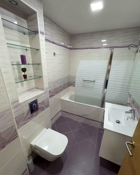 Дава се под наем Тристаен апартамент в Пловдив, Център - 90 кв.м за 575 € - Снимка #7