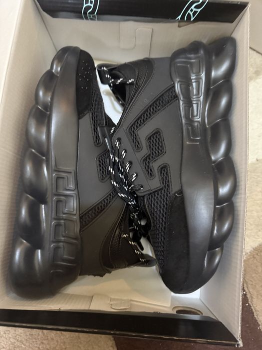 Versace Chain Reaction