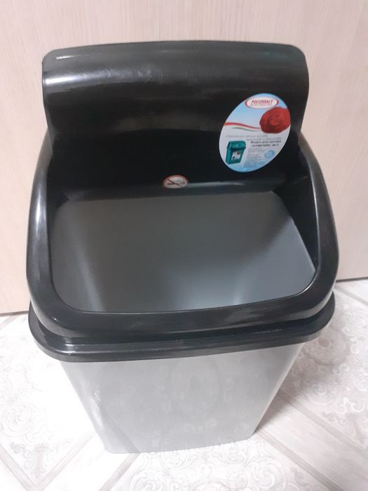 Продам мусорное новое ведро