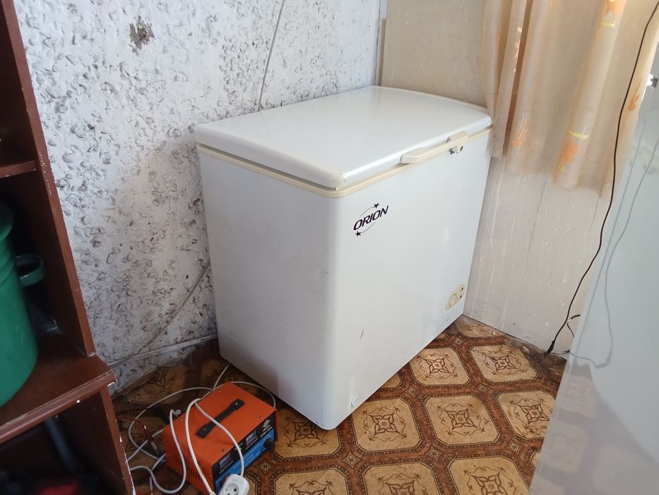 Продам морозильник