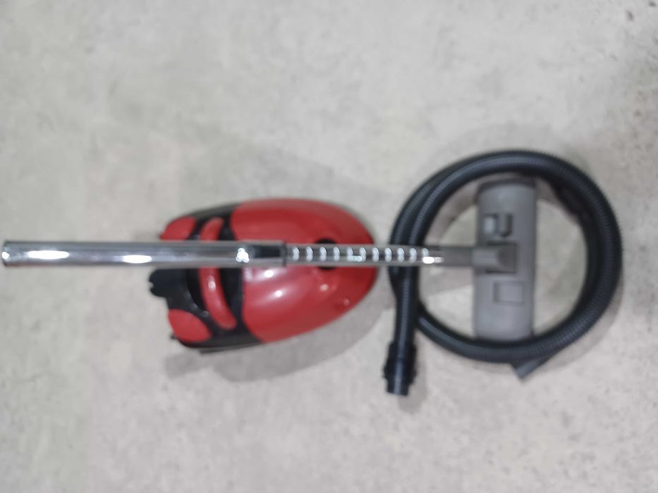 Прахосмукачка ДЕУ1500 вата